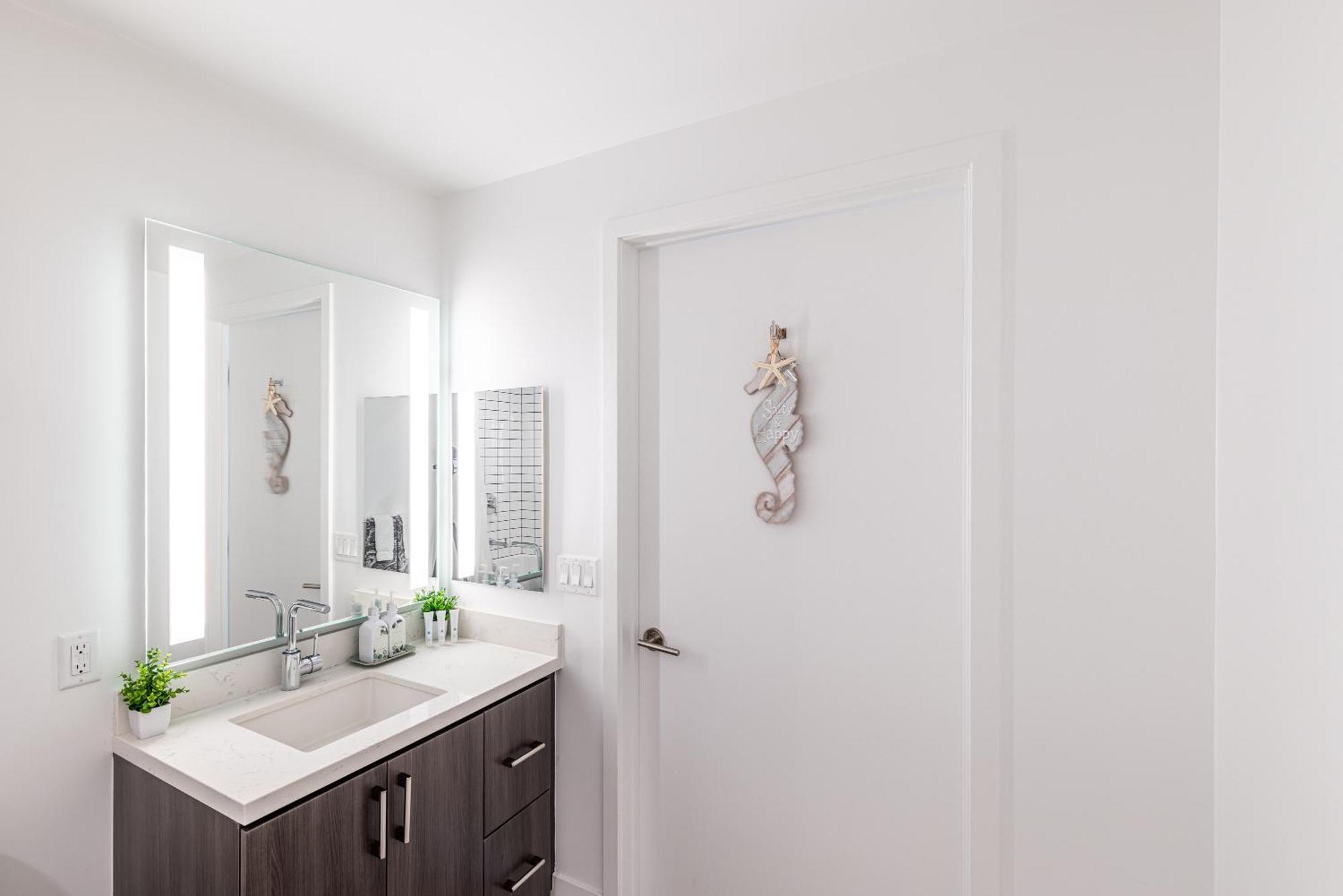 Top Floor 3 Bed 3 Bath Penthouse Living In Luxury ロサンゼルス エクステリア 写真
