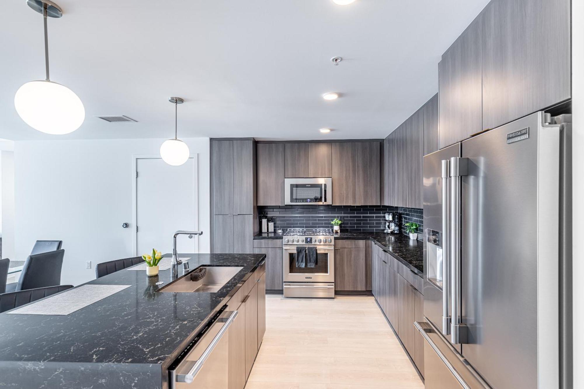 Top Floor 3 Bed 3 Bath Penthouse Living In Luxury ロサンゼルス エクステリア 写真